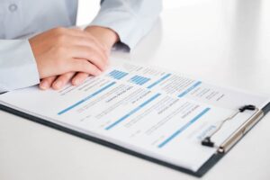 5 Cara Membuat CV Menarik untuk Lulusan SMA 