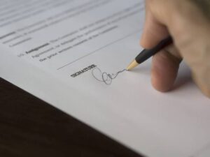 Bagaimana Cara Membuat Surat Pengunduran Diri? Berikut Langkah-Langkahnya!