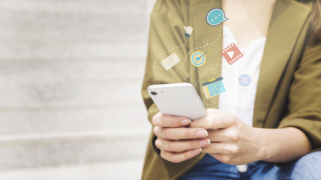 Etika Mengirim Pesan Penting Kepada Atasan Perusahaan 