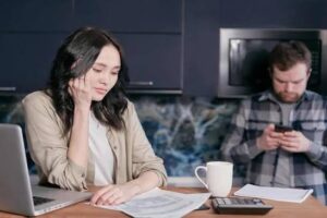 8 Hal yang Harus Dipertimbangkan Sebelum Pindah Kerja 