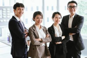 Apa Itu Pasar Tenaga Kerja? Ini Jenis, Fungsi dan Dampaknya Bagi HR 