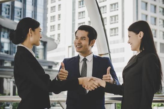 Skill Negosiasi yang Wajib Dikuasai di Tempat Kerja 